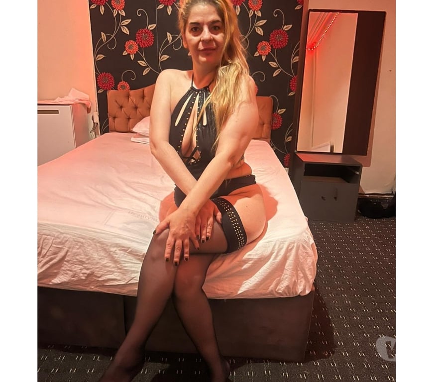 Escorts South East London Kidbrooke - South East London - Photos for Louisa Mature ! REAL PICTURE!!