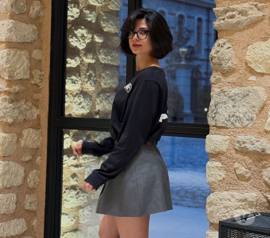 Escorts Norfolk Norwich - Photos for Elegant Female Companion Available In Norwich