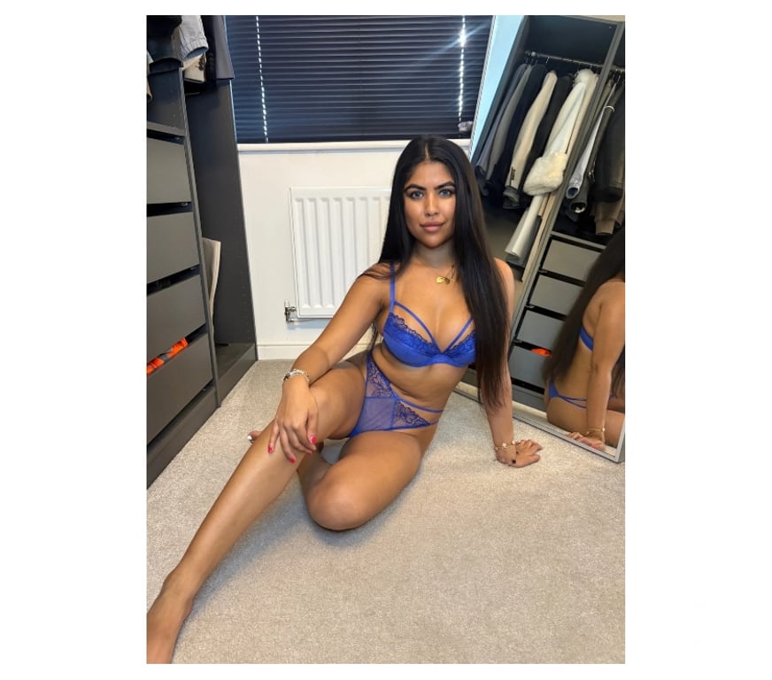 Escorts West Midlands Coventry - Photos for ELLA 💯 BEST SERVICE NO RUSH 💯 PARTY GIRL