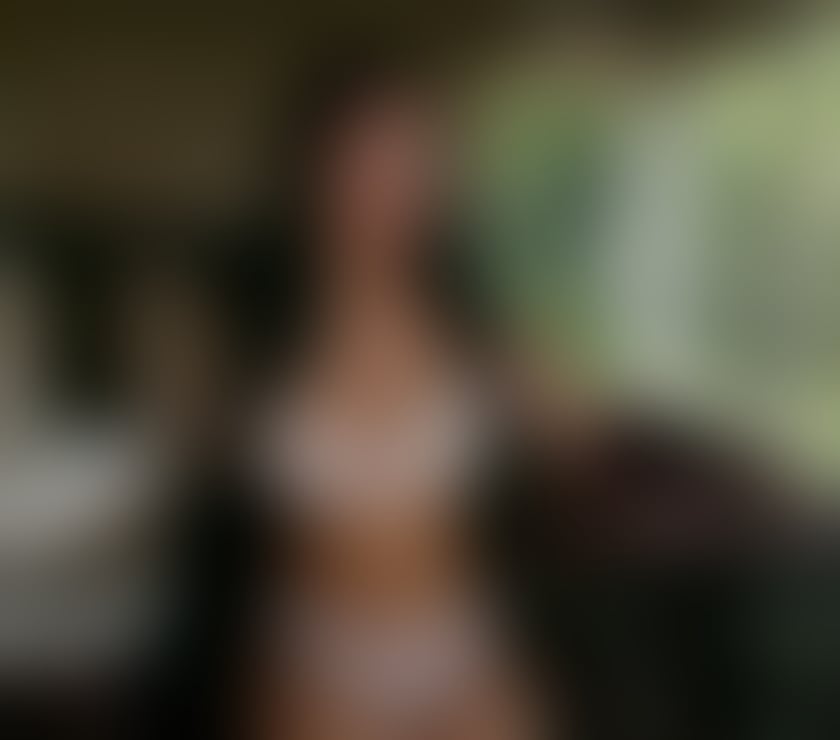 Escorts Oxford City Centre Oxford - Photos for Hi I’m Carla New in town only outcall call me