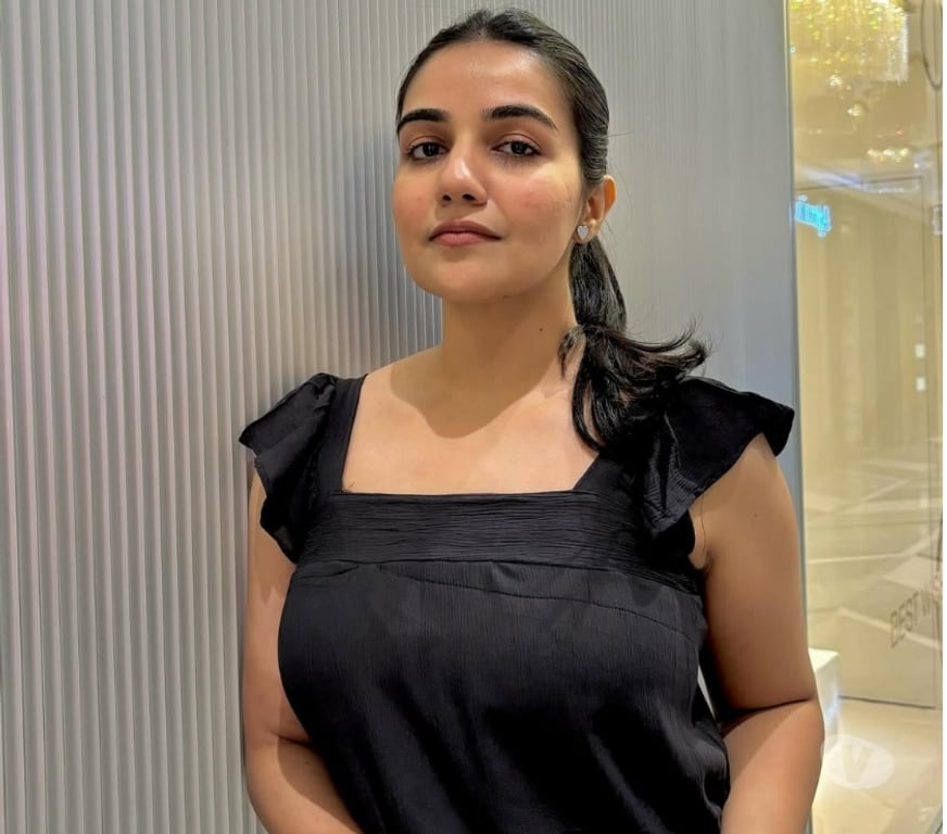 Escorts Cardiff Butetown - Cardiff - Photos for New Young And Cute Indian Punjabi University Girl Available