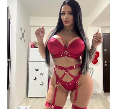 Escorts Peterborough City Centre Peterborough - Photos for Aylin 🫦🔞HOTParty girl🔞🫦available any time
