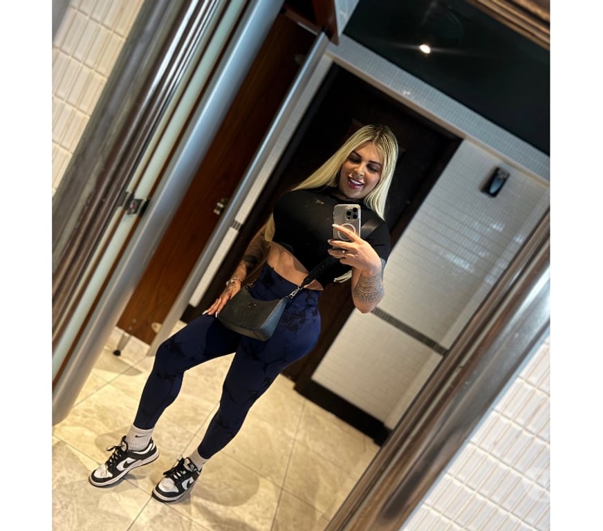 Trans Escorts West Midlands Birmingham - Photos for RAFAELLA ONLY FEW DAYS IN TOWN 🥳🎉💨🔥🎉😈