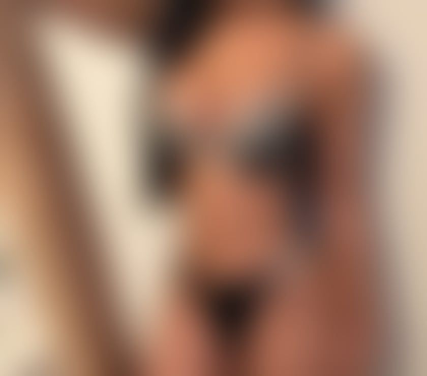New in town call me for party incall outcall