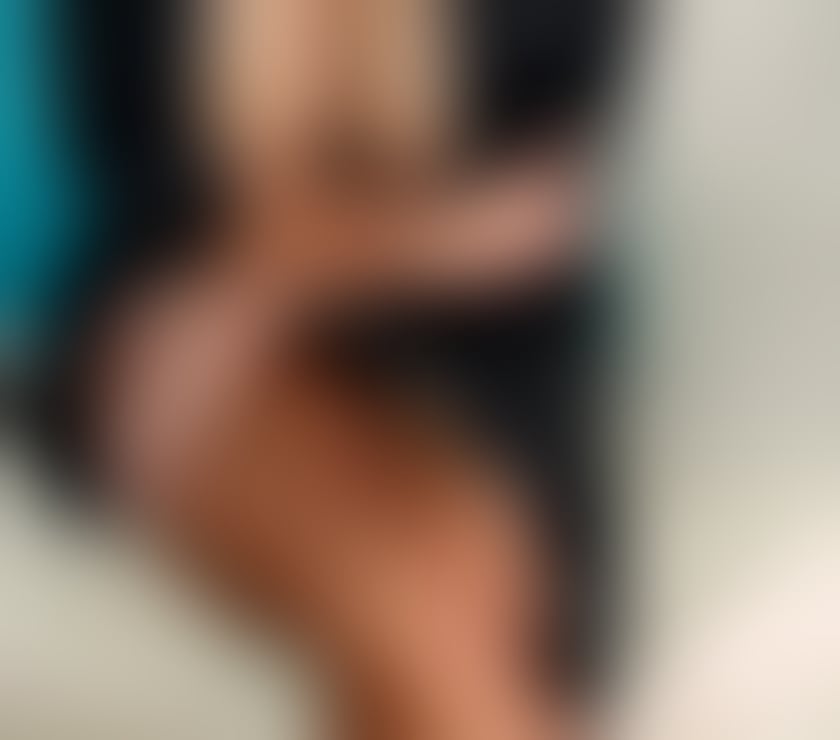 Escorts Derbyshire Chesterfield - Photos for INDEPENDENT BUSTY MILF IN CHESTERFIELD