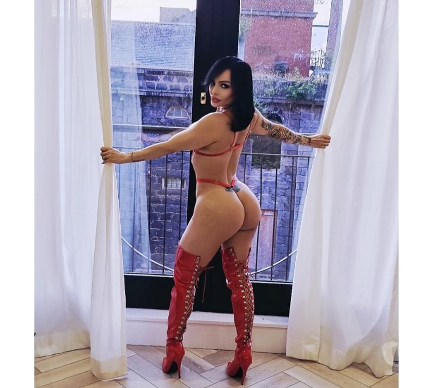 Escorts West London West Kensington - West London - Photos for Chanel & Belle dominatrixes 🇧🇷🔥💯