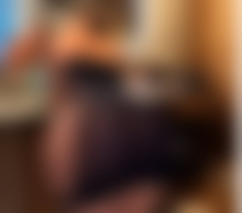  Escorts Luton Town Centre Luton - Photos for Laura - Sweet and hot Brazilian
