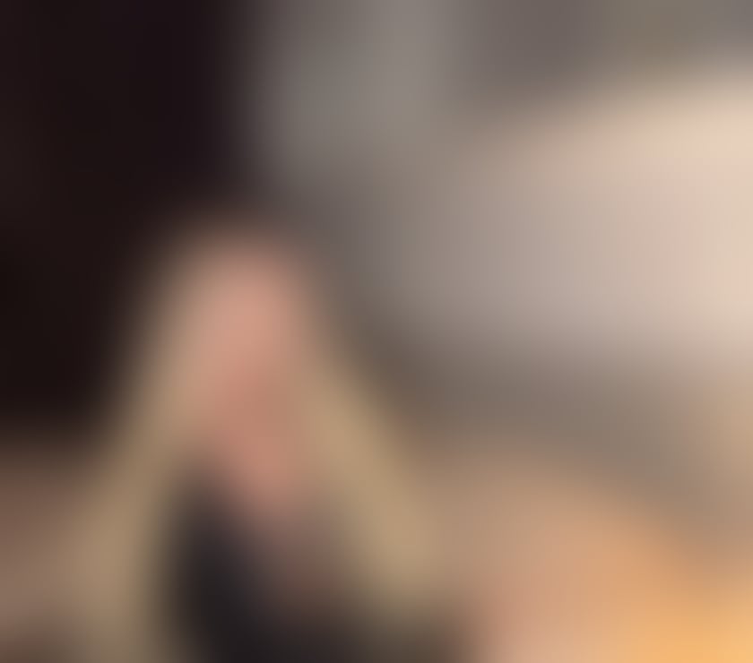 Escorts Wiltshire Swindon - Photos for Real discreet genuine party