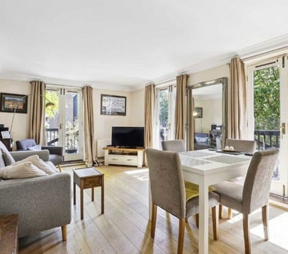 room to let Isleworth Hounslow - Photos for Light Double Room with en-suite in friendly flat
