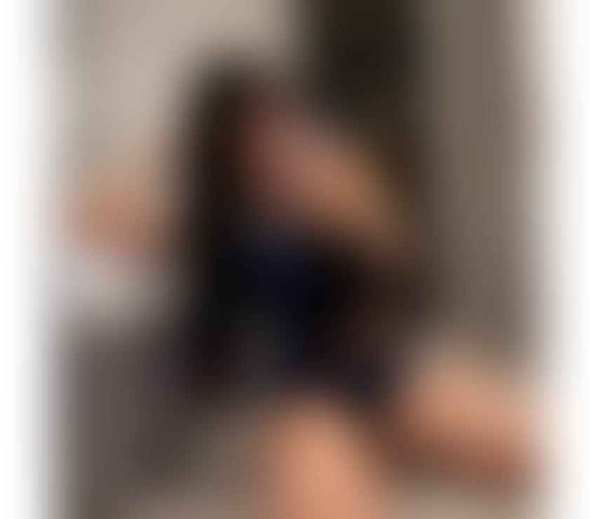 Sexy Sarah❤️ real pics 100% party girl 🎉