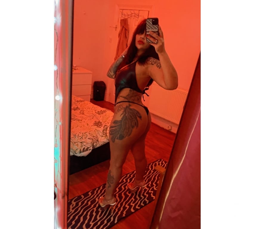 Escorts North London Seven Sisters - North London - Photos for YOU DESERVES SOMETHING UNIQUE, MÓNIQUE. 💋