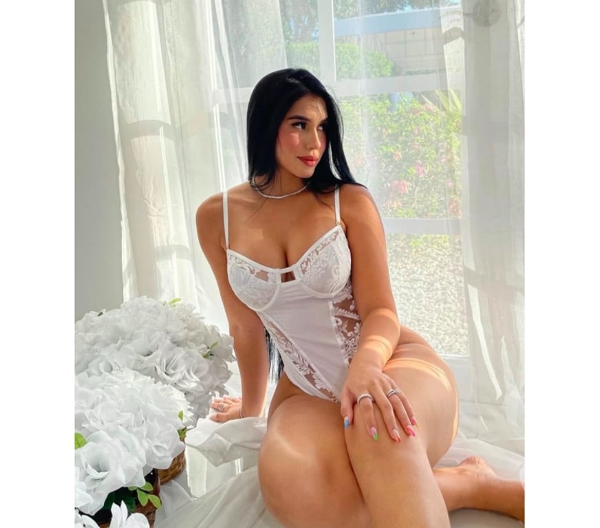 Escorts East London Whitechapel - East London - Photos for 🔥 Brazilian Beauty with a Sweet Personality 🔥