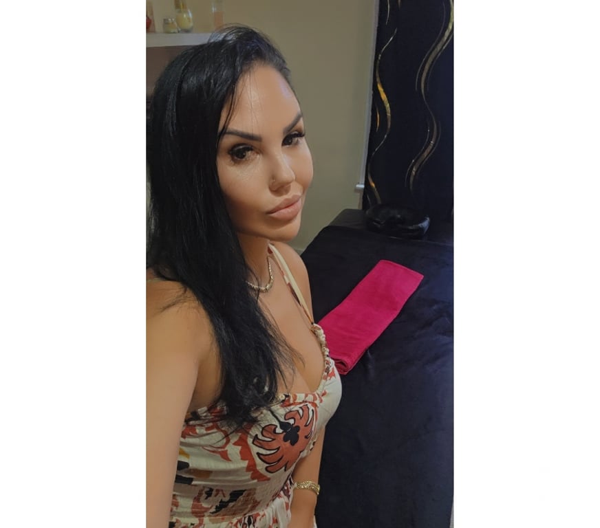 Escorts West Yorkshire Leeds - Photos for Swedish relaxing Massage by Maria💆‍♂️