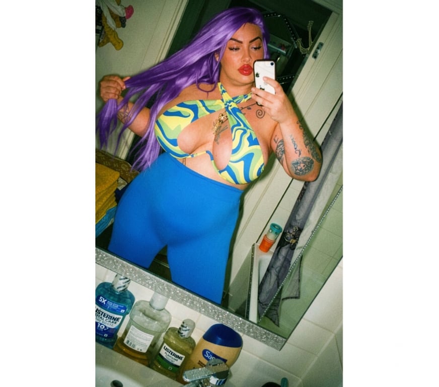 Escorts North West London Colindale - North West London - Photos for Busty Milf Maggi 💜⭐️Colindale 🙋🏼‍♀️💜