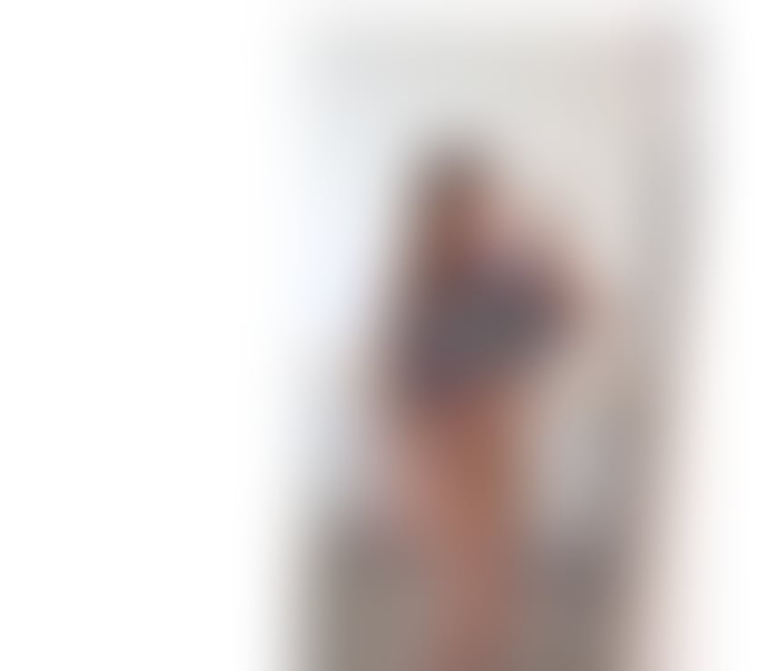 Photos for Sexy Brazilian Party girl 🔥I’m Woking town centre