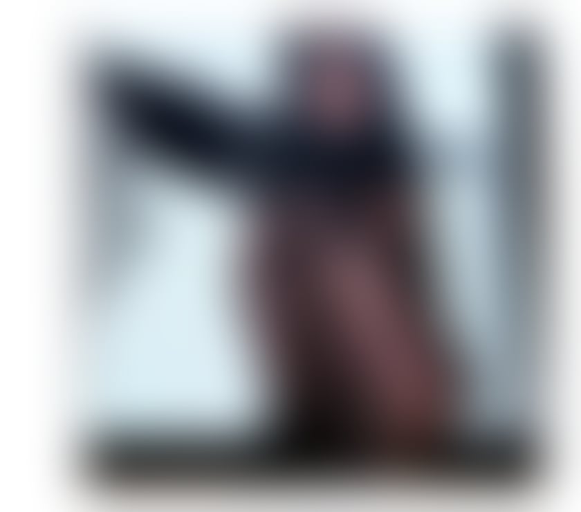  Escorts Canary Wharf East London - Photos for Classy, feminine and naturally seductive.