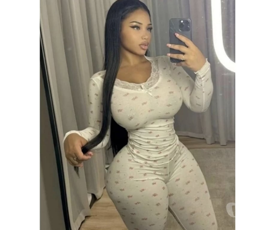 Escorts West Midlands Wolverhampton - Photos for 🥂🔥Mely LOVE PARTY 🎉 BIG ASS 🍑 beauty face 😻