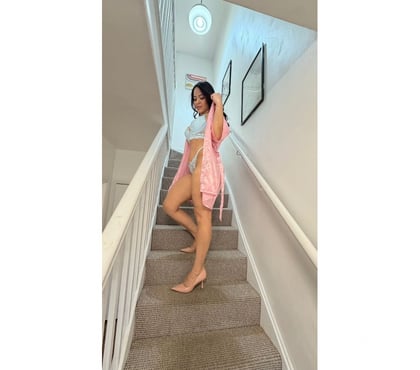 Escorts Weybridge Elmbridge - Photos for ❤️MAYA IM IN WOKING TOWN CENTRE STATION TRAIN ❤️