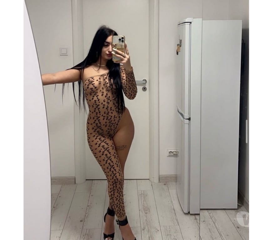 Escorts Wiltshire Swindon - Photos for Elle new party girl in town