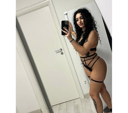 Escorts Farnborough Rushmoor - Photos for Elle new party girl in town