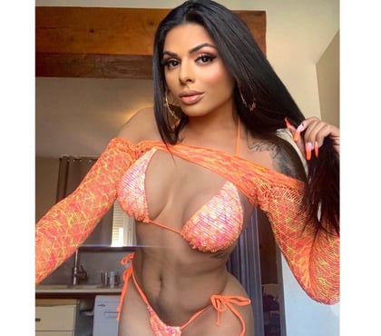 Transsexual Escorts Canary Wharf East London - Photos for TS EMILY - TOP NUMBER 01
