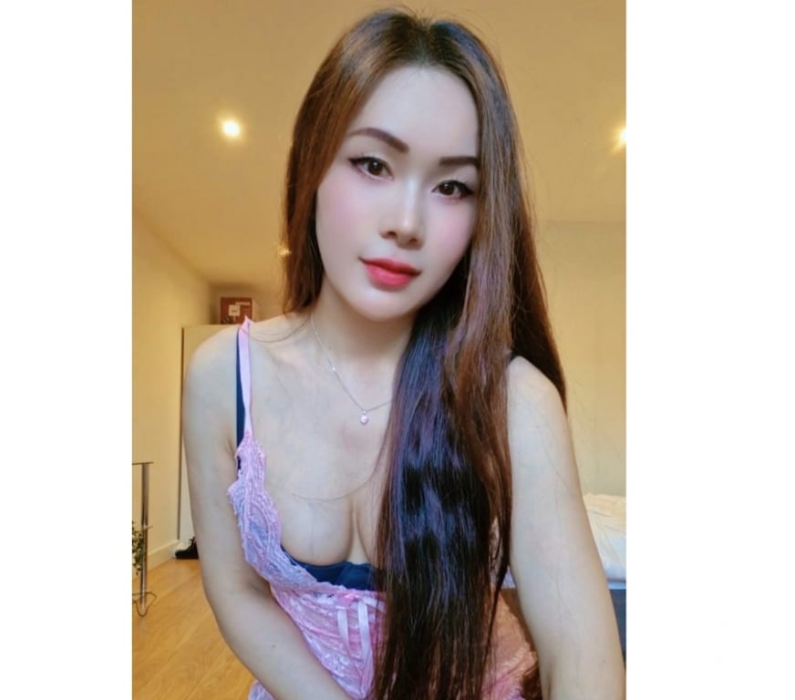 Escorts Warrington Warrington Town Centre - Warrington - Photos for Hello. guys! I am Zindy Thailand, woman 🔥🔥