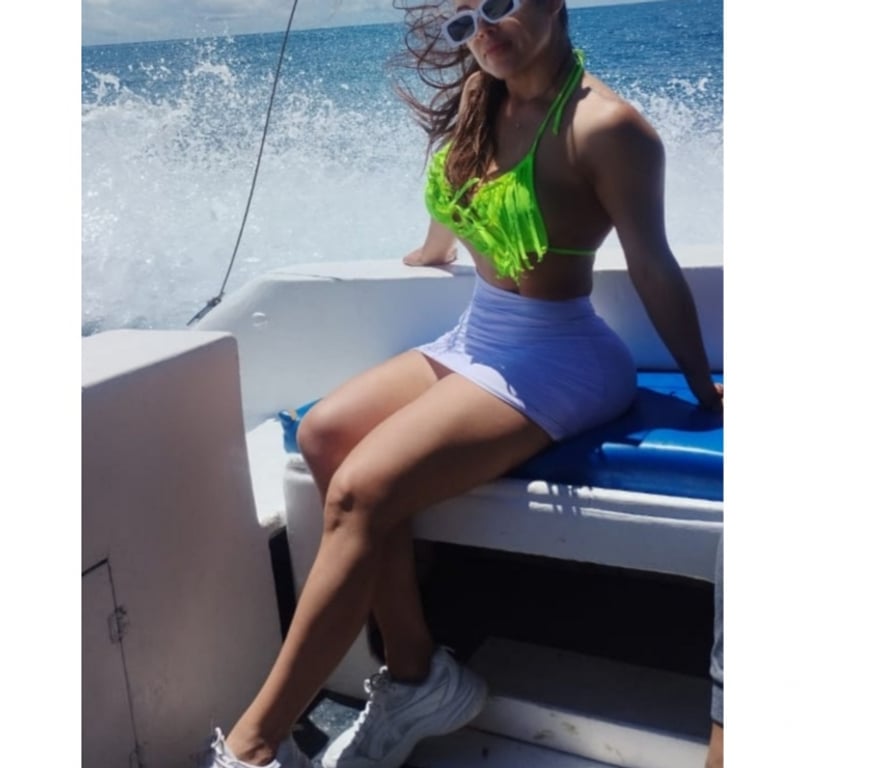 Escorts Tyne and Wear South Tyneside - Photos for Sexy Latina 🇨🇴 Sweet relaxing massage real photos