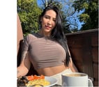 HOT BRAZILIAN WOMAN
