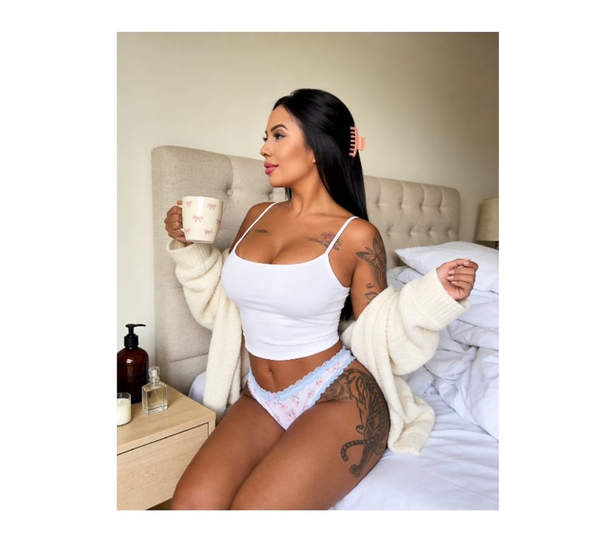 Escorts South East London Bromley - Photos for 💎 THE ULTIMATE CURVY GODDESS ✨ THICK & LUXE 🍑👑