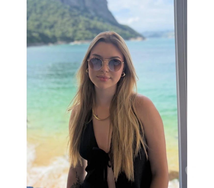 Escorts Cambridgeshire Cambridge - Photos for CARLA 🇧🇷 PARTY GIRL🥳 AVAILABLE