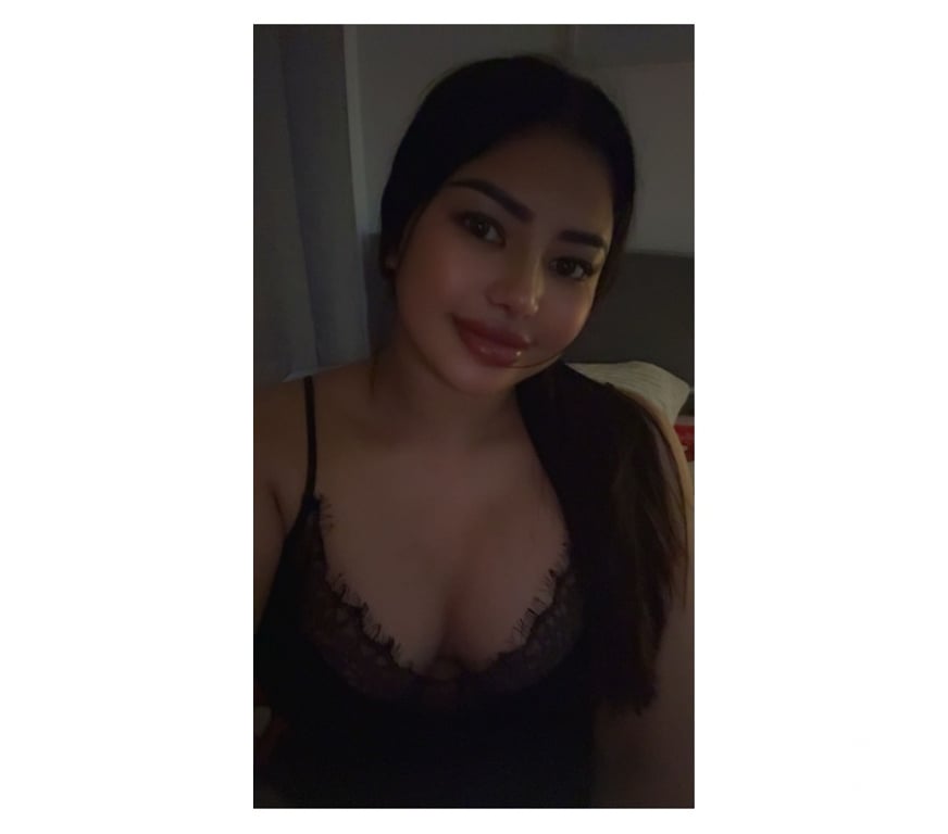 Escorts West Midlands Birmingham - Photos for Maya Chubby Thai Girl