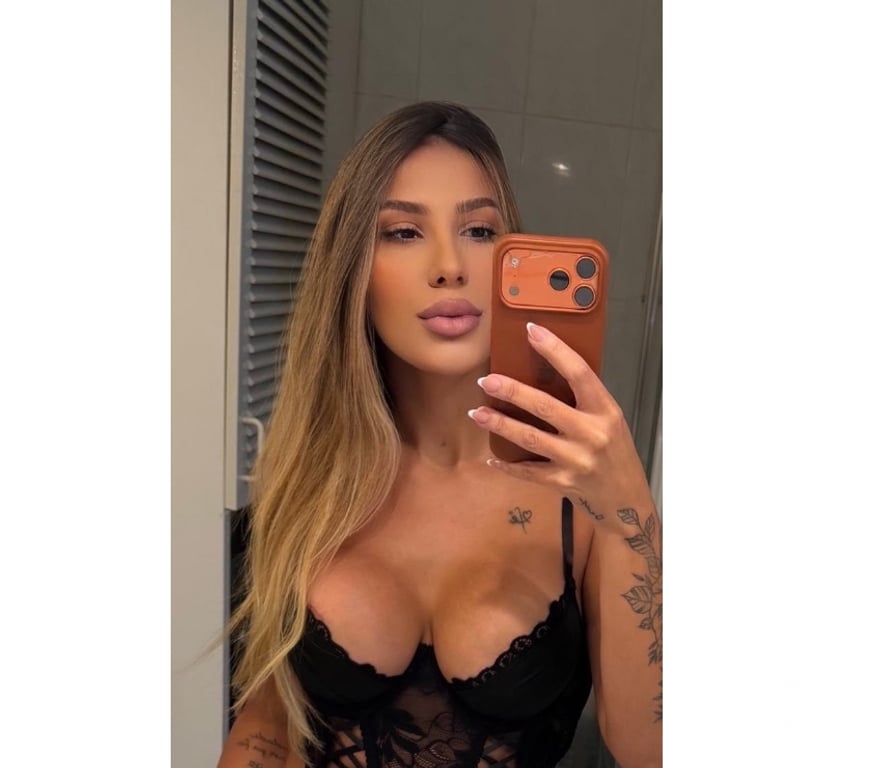 Escorts Staffordshire Stoke-on-Trent - Photos for CELINE🔥Stunning hot Brazilian🇧🇷GFE🫦100% REAL