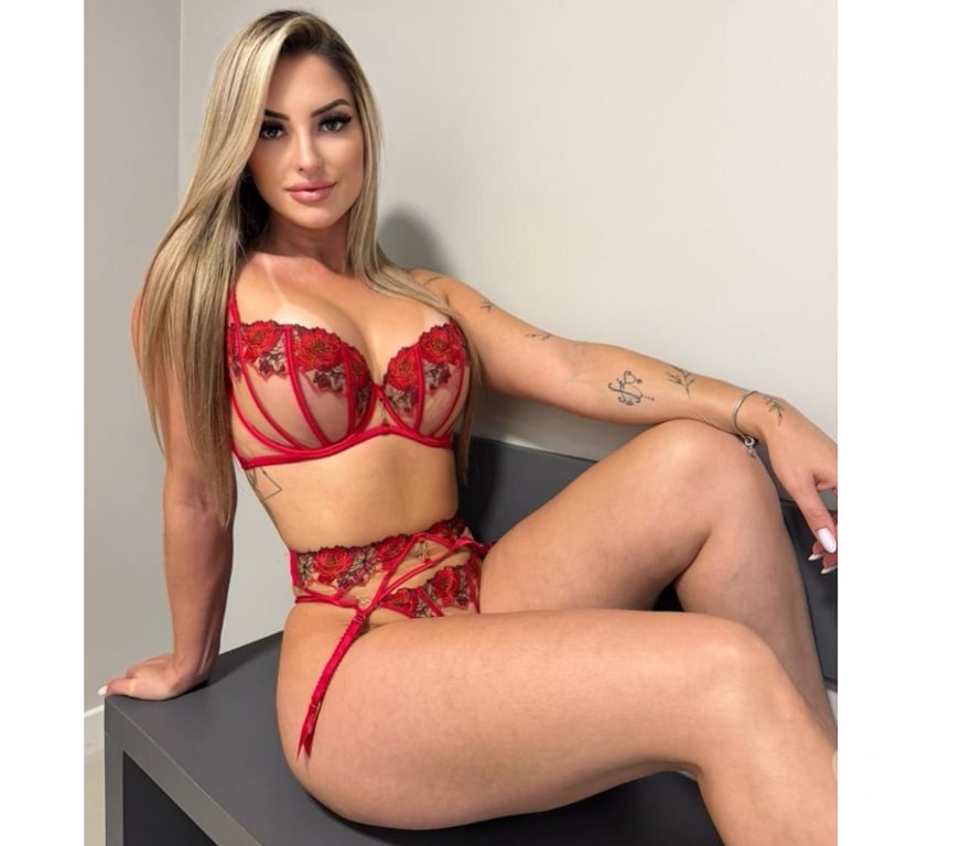 Escorts West Midlands Birmingham - Photos for Sophie 🇧🇷 naughty blonde 😈 GFE 🥰 Big Ass 🔥