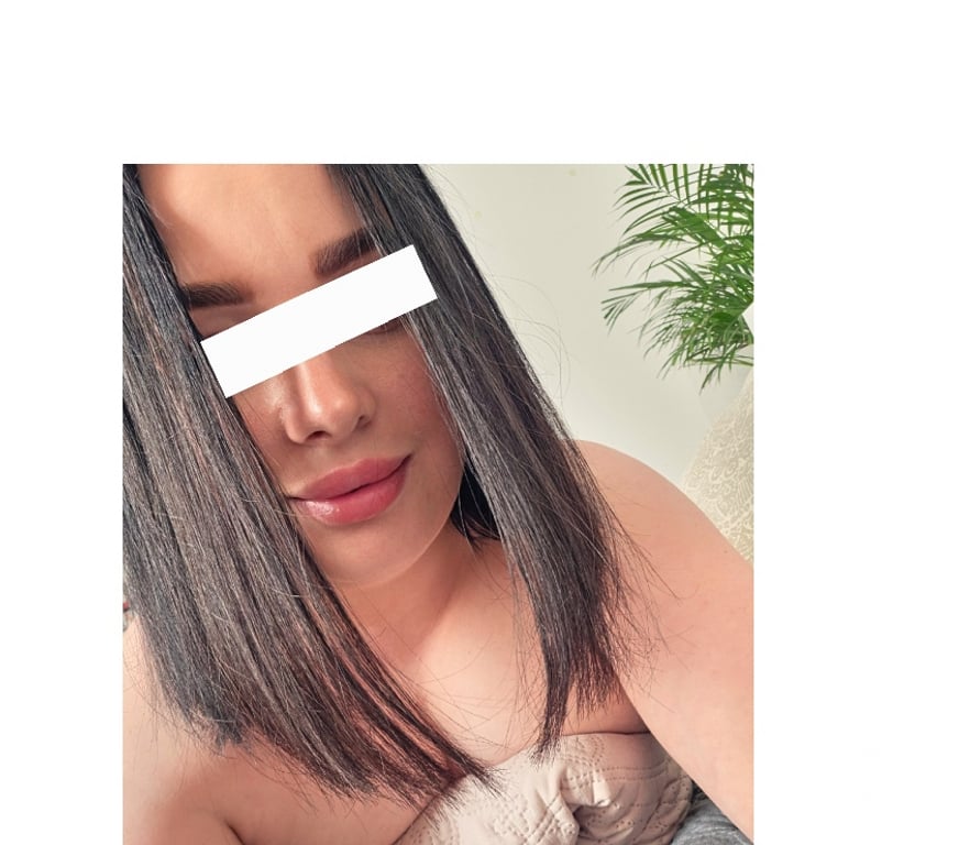 Escorts Surrey Epsom and Ewell - Photos for Sensual Massage with Nadin