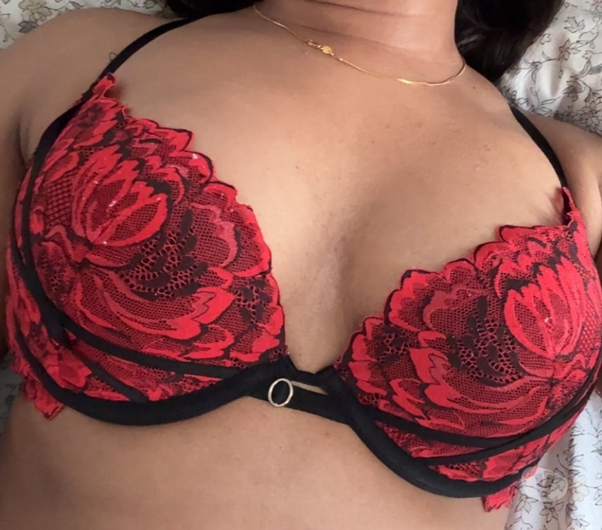 Escorts Kent Dartford - Photos for Hot Indian girl in town
