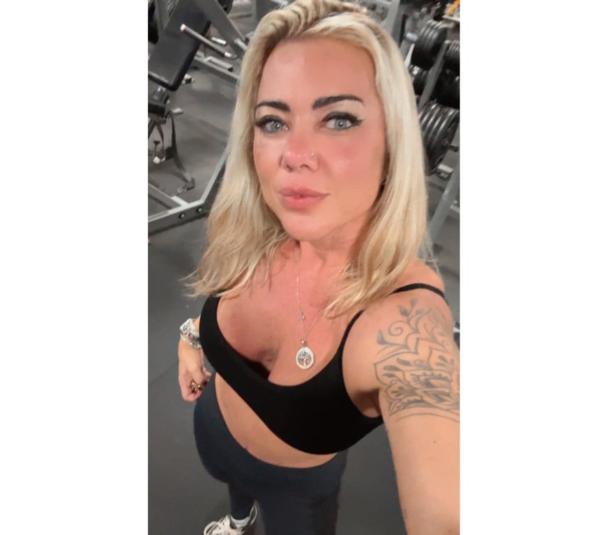 Escorts Staffordshire Stoke-on-Trent - Photos for ANNA ELISE ✨ 💎 Petite Latina • Real Pictures