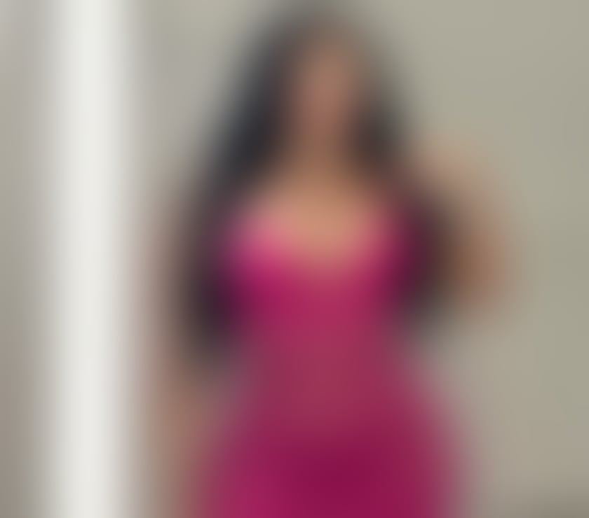 Escorts Slough Town Centre Slough - Photos for Sexy 🔥 scarlet😋 WhatsApp available