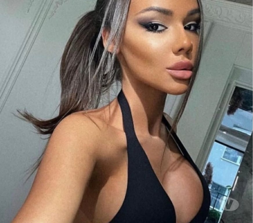 Escorts South East London Thamesmead - South East London - Photos for ERIQA PARTY GIRL NEW IN CITY 🖤🔝