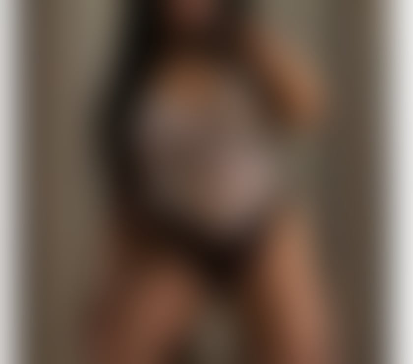 Escorts Edinburgh Edinburgh - Edinburgh - Photos for MAMACITA BONITA , LATINA SEXY MAMI PARTY QUEEN AND A-level