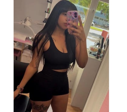 Escort Pudding Mill Lane East London - Photos for YOUR PETITE SWEET HOTTER THAN EVER🔥