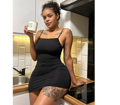 Escort Pudding Mill Lane East London - Photos for YOUR PETITE SWEET HOTTER THAN EVER🔥