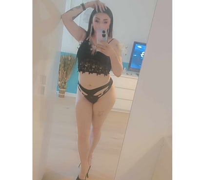 Escorts Western Docks Southampton - Photos for NEW IN YOUR TOWN LUISA
