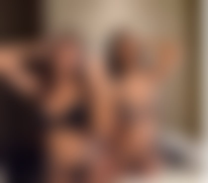  Escorts Edinburgh Edinburgh - Photos for 2 NAUGHTY GIRLS 🍑 PARTY 💦 DUO