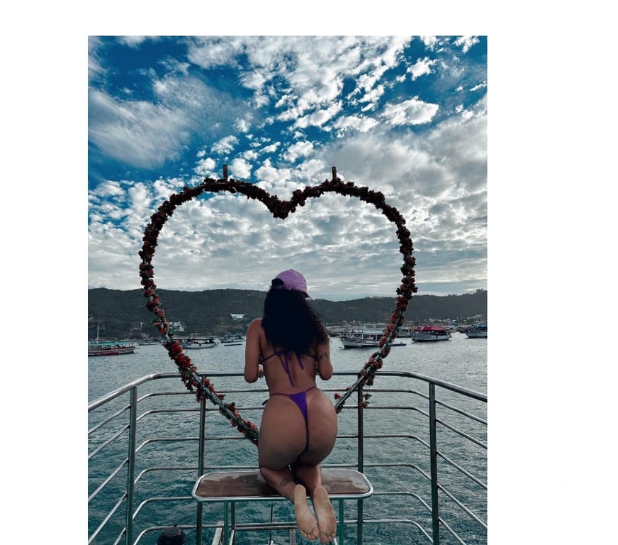 Escorts East London Stratford - East London - Photos for BEST CURLY🇧🇷SEXY❤️‍🔥✨❤️🥂PARTY🍾