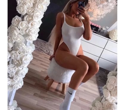 Escorts Hitchin North Hertfordshire - Photos for Louise new party