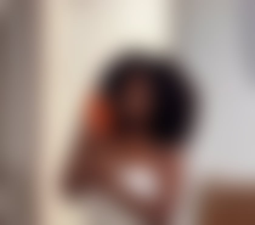 Escorts Nottinghamshire Nottingham - Photos for 24h party new katy Curvy cuban