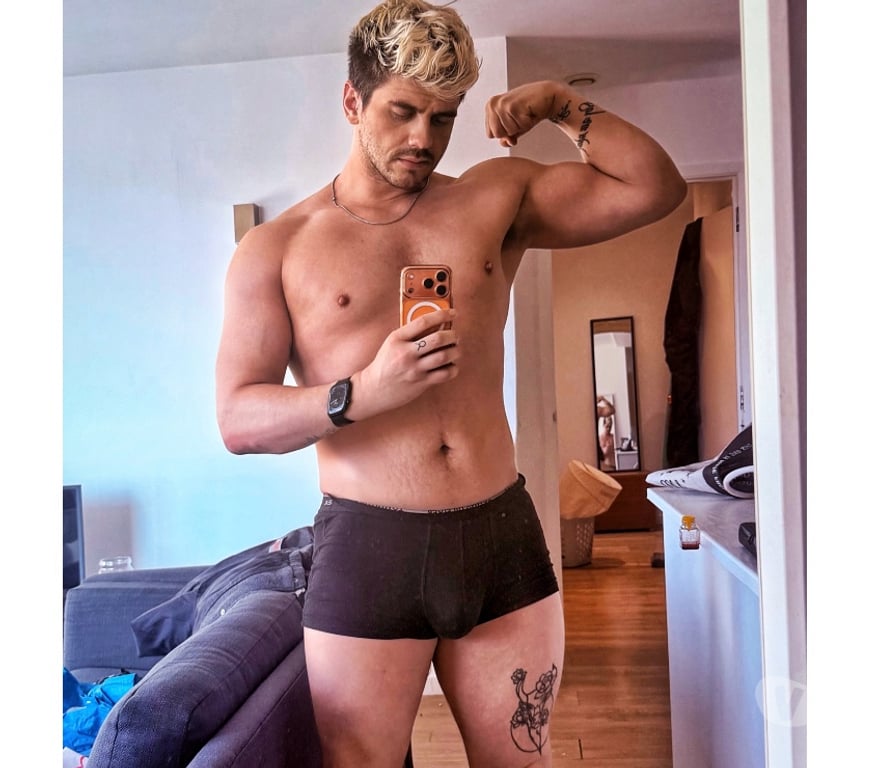  Gay massage Tyne and Wear Newcastle upon Tyne - Photos for Visiting - Newcastle CC - 27-30 June - Hung, Vers, Girth