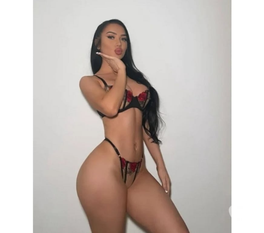 Escorts West Yorkshire Leeds - Photos for NEW 🪩 Ella🔝🍆OWO🍒NO RUSH🔞Party🫦‼️
