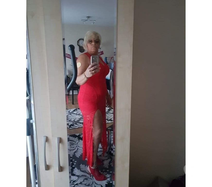 Escorts East London Barking Station - East London - Photos for HI ME NAME MILF ZARA! BARKING LOMBRIDGE RD