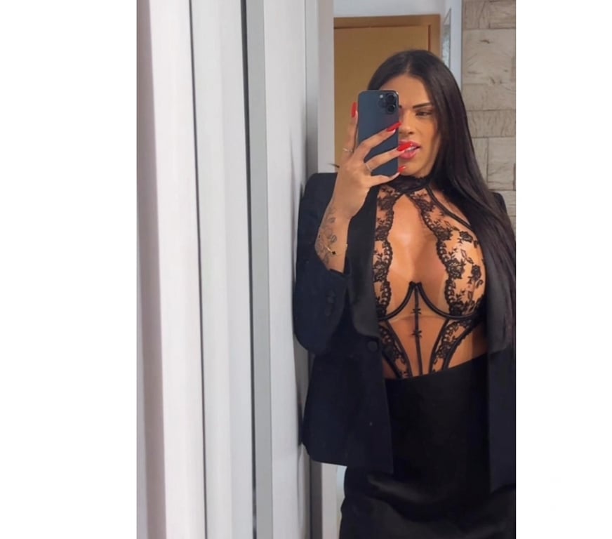 Escorts Kent Medway - Kent - Photos for TAYNA XL FiT 🇧🇷🥳